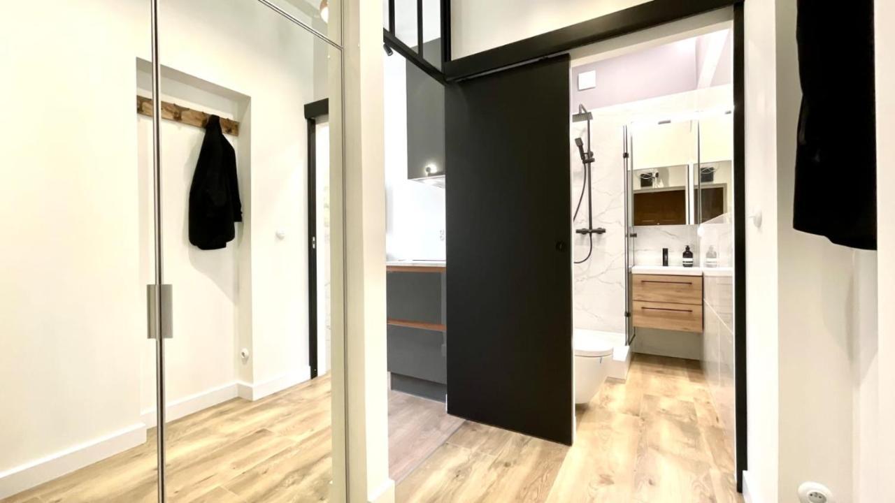 Zielona Kanapa - Za 100M Rynek Wroclaw Ngoại thất bức ảnh